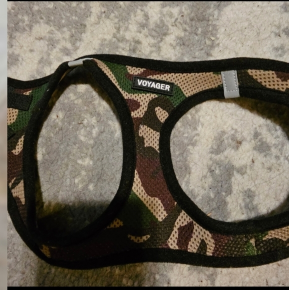 VOYAGER CAMOUFLAGED STEP-IN dog Harnish- All weather mesh. - Picture 2 of 5